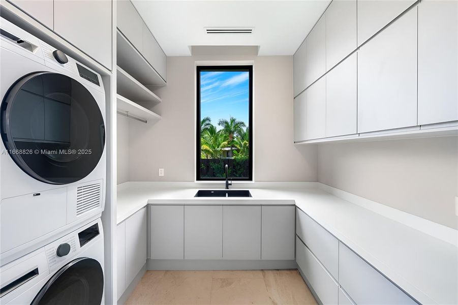 Image 56 of a home in .