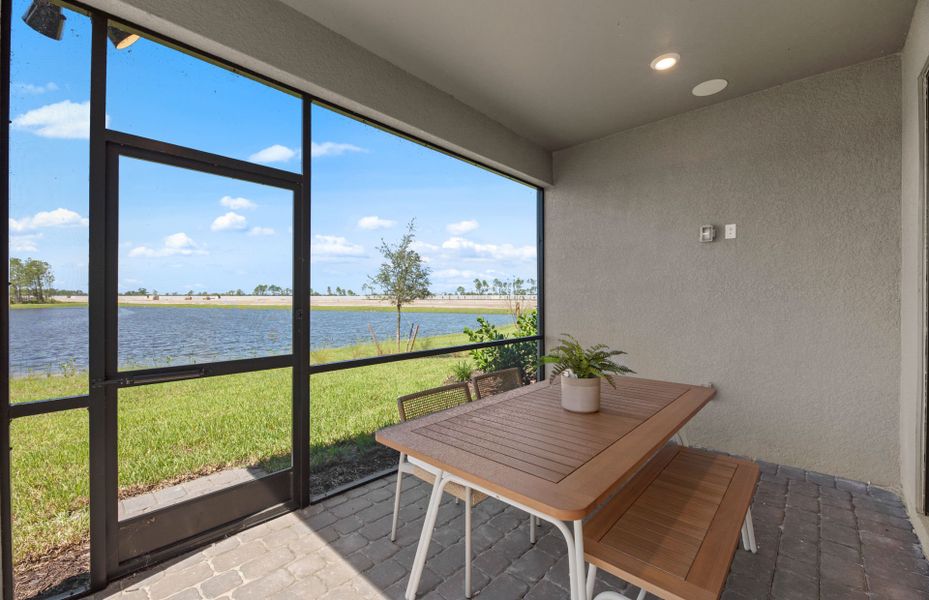 Exterior details and patio area of a home in Del Webb Catalina, Lakewood Ranch (Image 3).