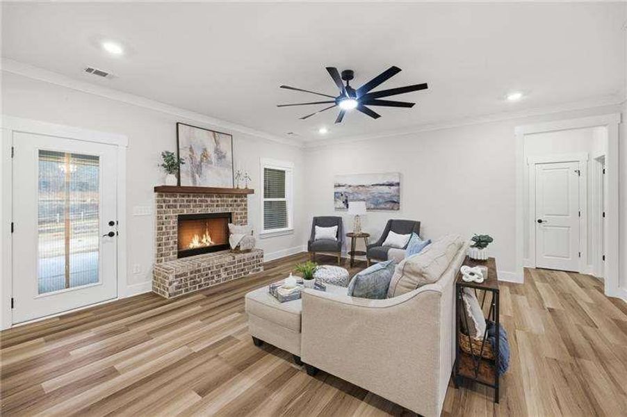 Furnished interior view inside a new home in , Dallas (Image 7).