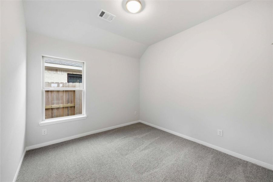 Spacious, unfurnished interior of a new home in Sundance Cove, Crosby (Image 20).