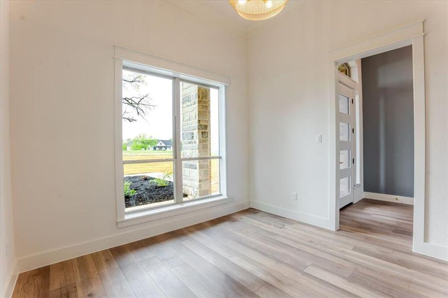 Spacious, unfurnished interior of a new home in , Granbury (Image 20). Spacious, unfurnished interior of a new home in , Granbury (Image 20).