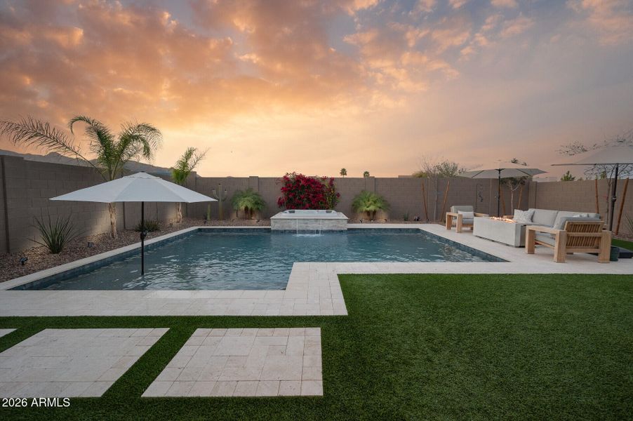 107_20076_W_Campbell_Art15_mls