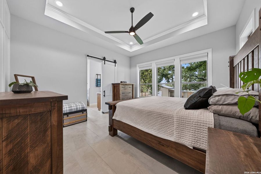 Furnished interior view inside a new home in , La Vernia (Image 18). Furnished interior view inside a new home in , La Vernia (Image 18).