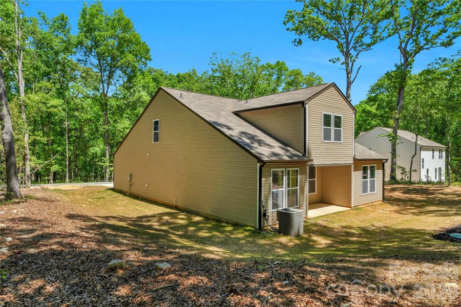 Exterior details and patio area of a home in , Monroe (Image 23).
