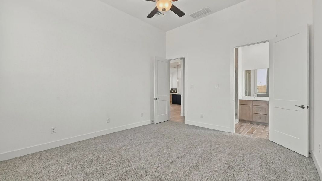 Spacious, unfurnished interior of a new home in Attwater 55s, Waller (Image 28).