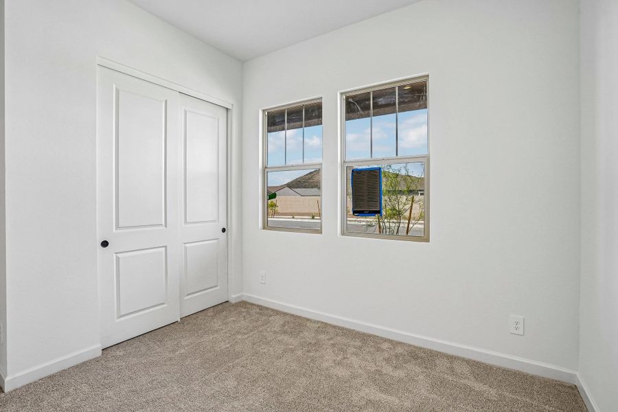 Representative images and renderings are for illustrative purposes. Actual structural options and design finishes of home may vary.