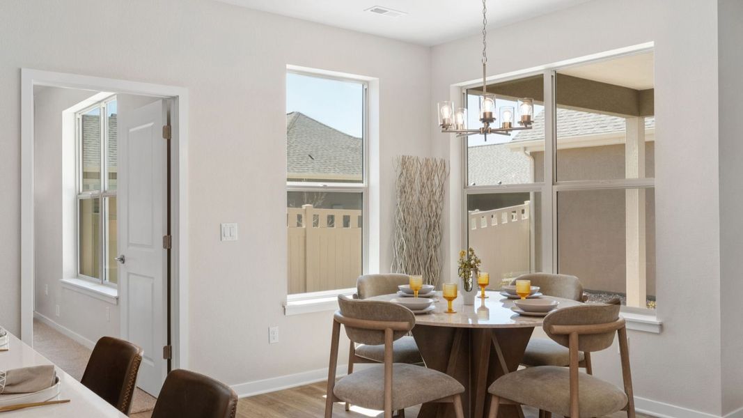 11-web-or-mls-308 Josef Cir 29 (2).jpg 11-web-or-mls-308 Josef Cir 29 (2).jpg