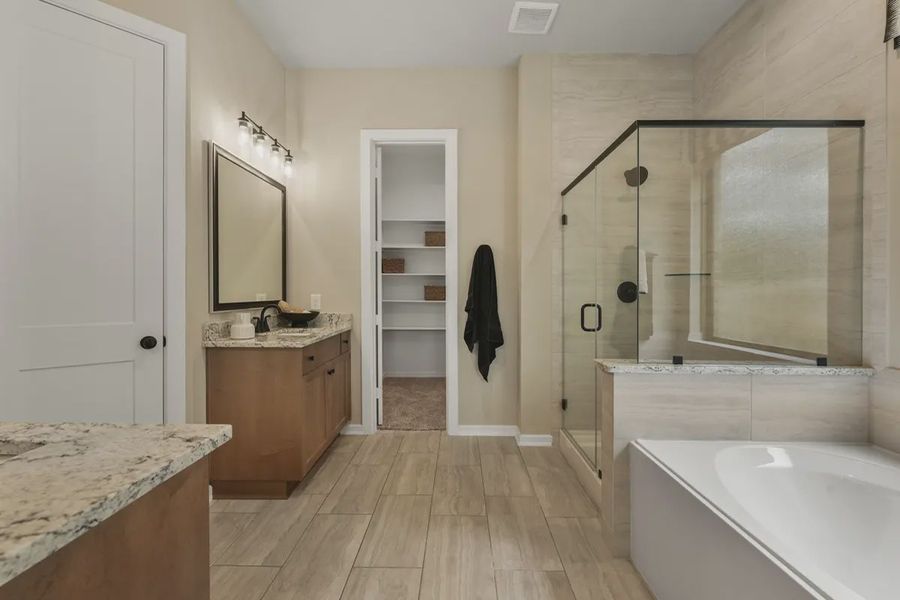 Furnished interior view inside a new home in The Woodlands Hills, Willis (Image 11).