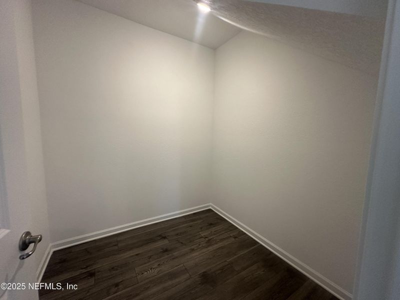 Spacious, unfurnished interior of a new home in Wilford Oaks, Orange Park (Image 29).