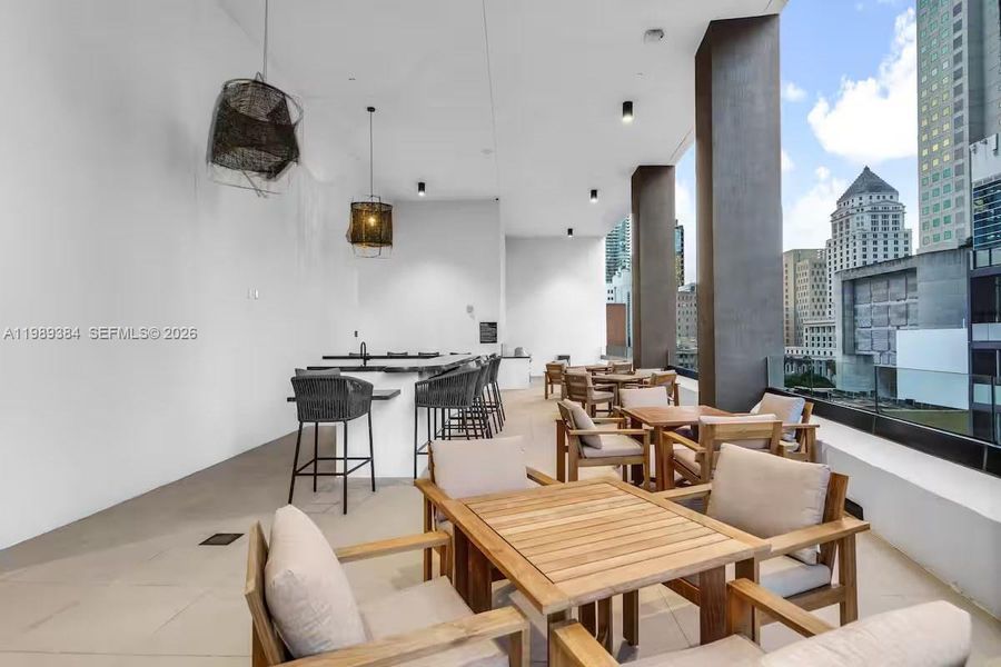 Community amenities in , Miami (Image 37).