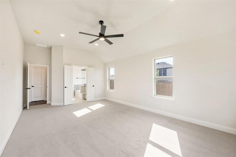 Spacious, unfurnished interior of a new home in Parks at Panchasarp Farms 55-60, Burleson (Image 16).