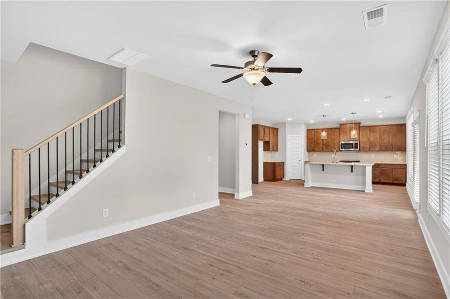Spacious, unfurnished interior of a new home in Killian Manor at The Adares, Adairsville (Image 11). Spacious, unfurnished interior of a new home in Killian Manor at The Adares, Adairsville (Image 11).