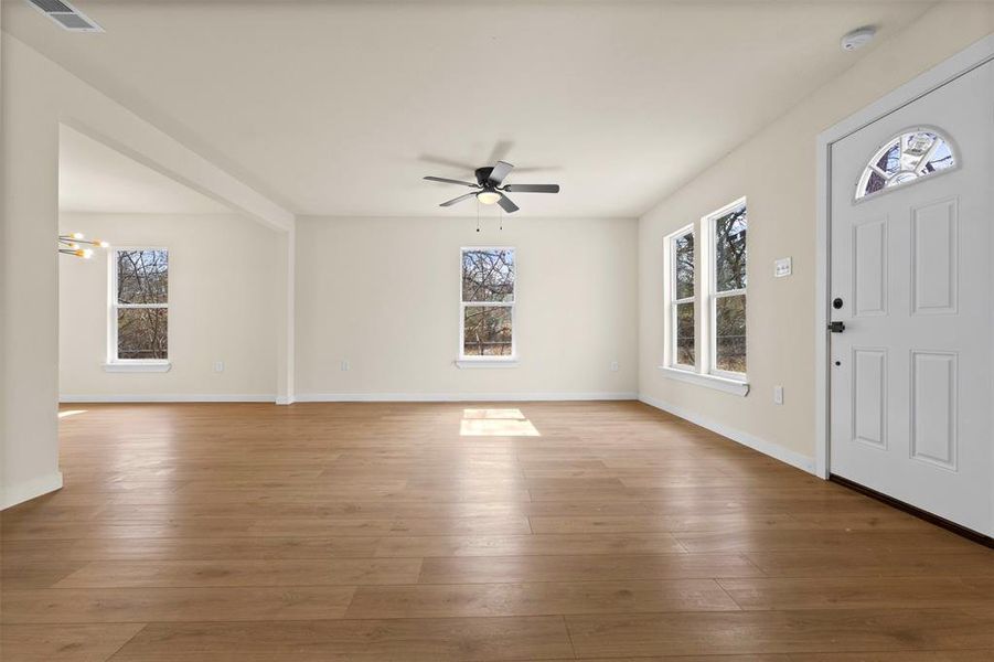 Spacious, unfurnished interior of a new home in , Azle (Image 11).