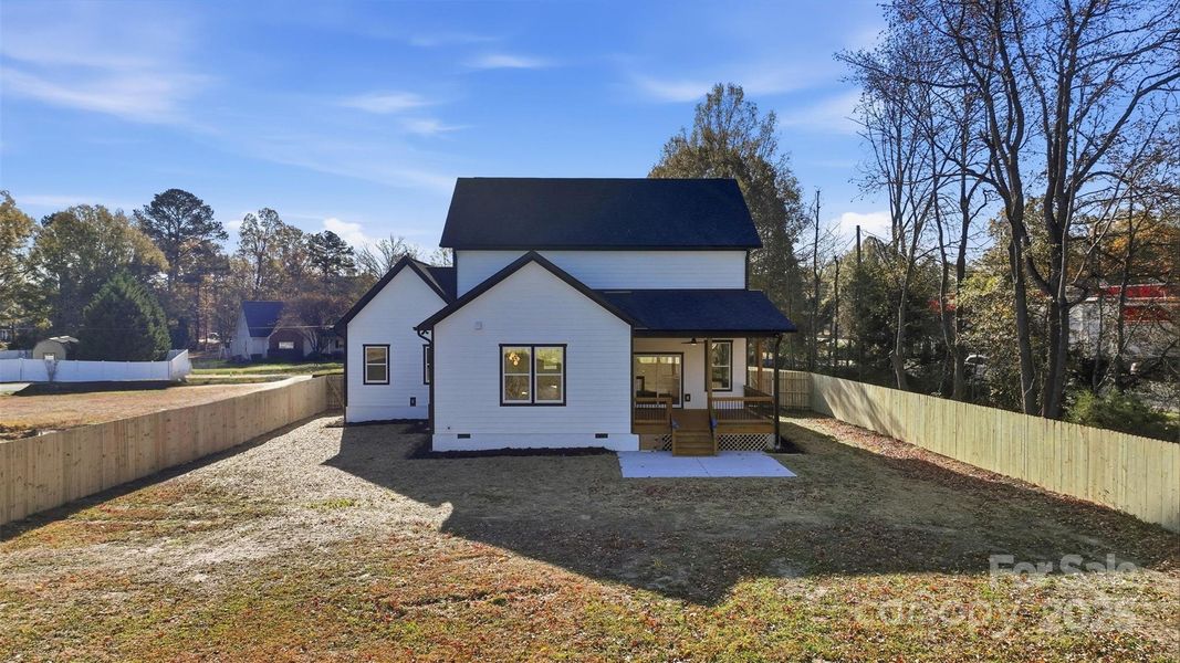 Exterior details and patio area of a home in , Monroe (Image 26).