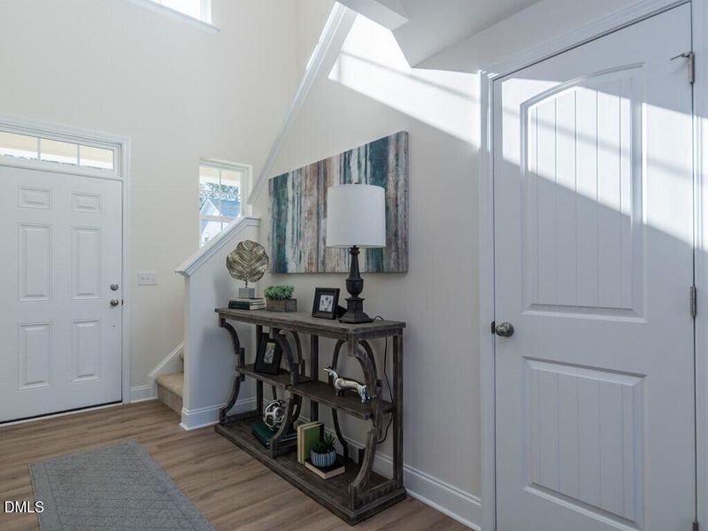 003_ Entry Foyer Hallway