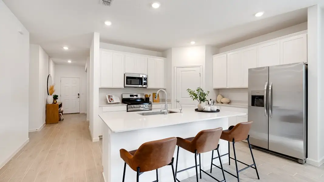 2106 Charle II Kitchen 3of7 F1