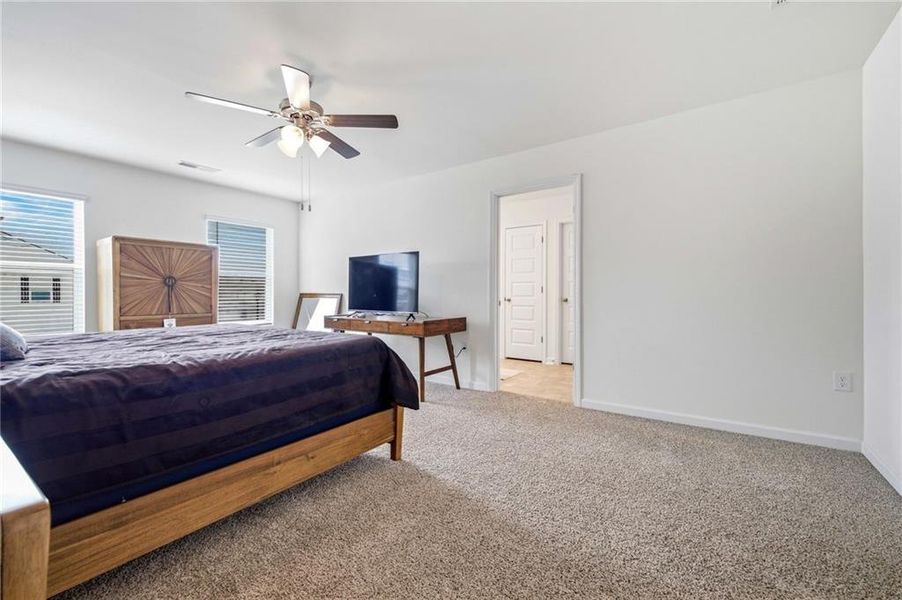 Furnished interior view inside a new home in Twin Lakes, Hoschton (Image 19).