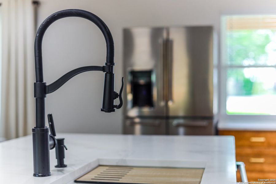Close-up of interior finishes inside a home in , Poteet (Image 18).