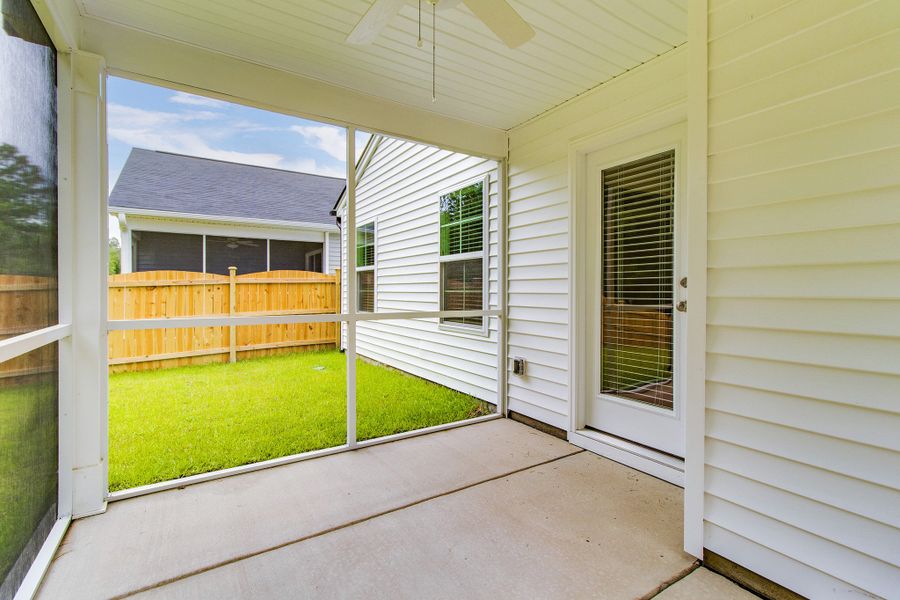 Exterior details and patio area of a home in Killians Crossing, Blythewood (Image 4).