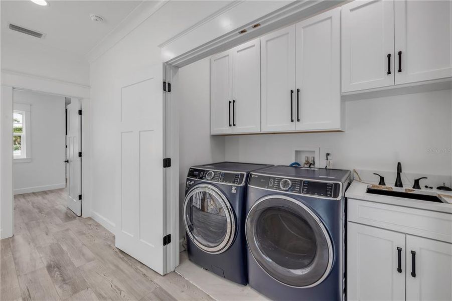 Furnished interior view inside a new home in , New Smyrna Beach (Image 16).