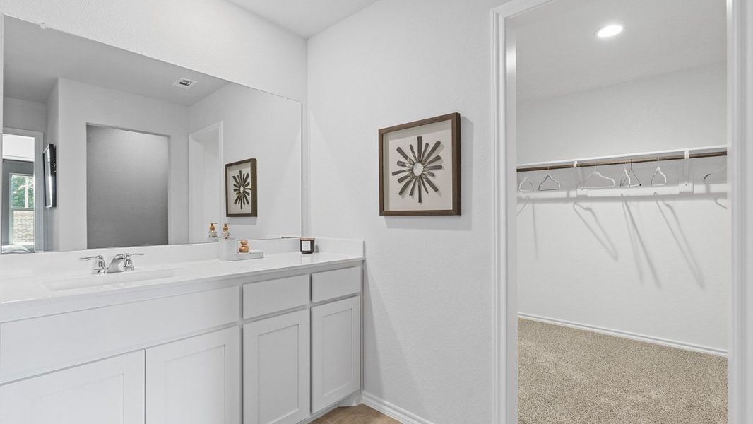 Furnished interior view inside a new home in Sunnycreek, Fort Worth (Image 25).