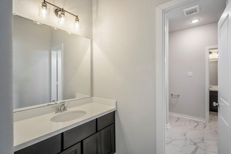 Furnished interior view inside a new home in ARTAVIA 55' Lots, Conroe (Image 15). Furnished interior view inside a new home in ARTAVIA 55' Lots, Conroe (Image 15).