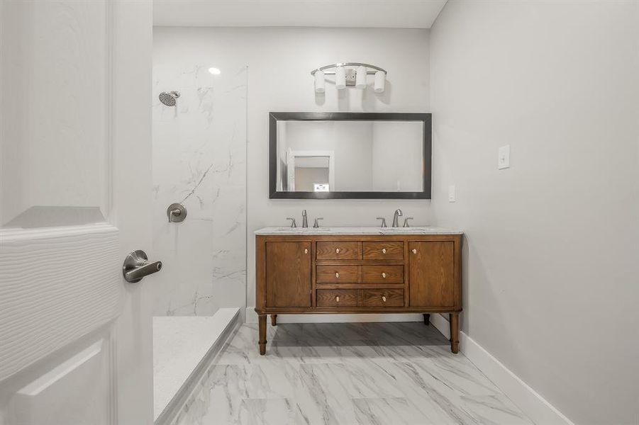 Furnished interior view inside a new home in , Greenville (Image 9).