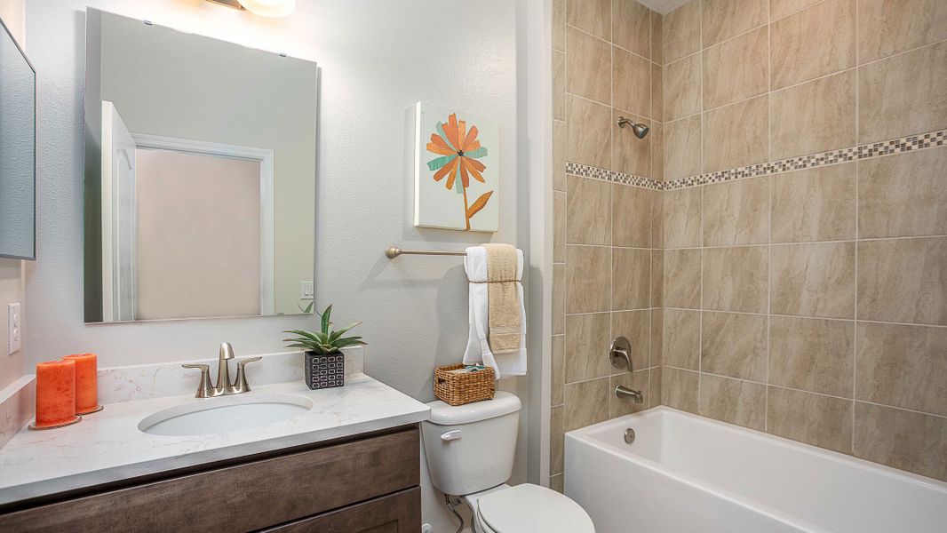 Representative furnished interior of a home built from the Sienna by Maronda Homes in Winding River, St. Marys (Image 11).