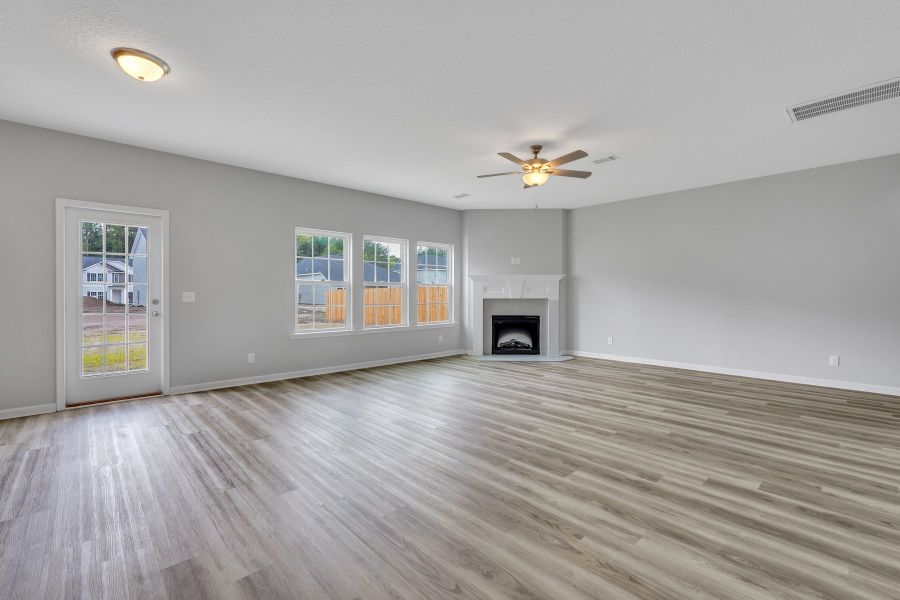 Representative unfurnished interior of a home built from the The Melwood by RTS Homes in Doctor's Creek, Ludowici (Image 30). Representative unfurnished interior of a home built from the The Melwood by RTS Homes in Doctor's Creek, Ludowici (Image 30).