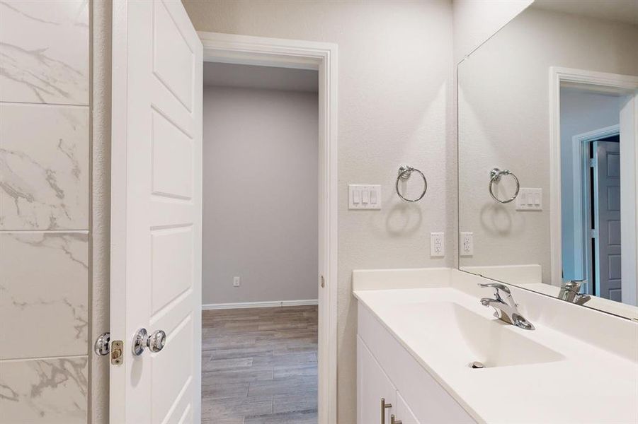 Furnished interior view inside a new home in Forest Park, Princeton (Image 10). Furnished interior view inside a new home in Forest Park, Princeton (Image 10).