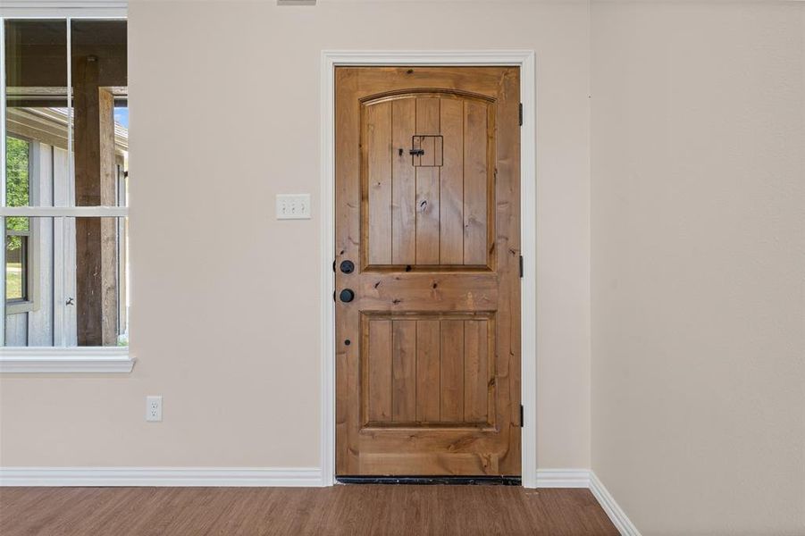 Spacious, unfurnished interior of a new home in , Mineral Wells (Image 33).
