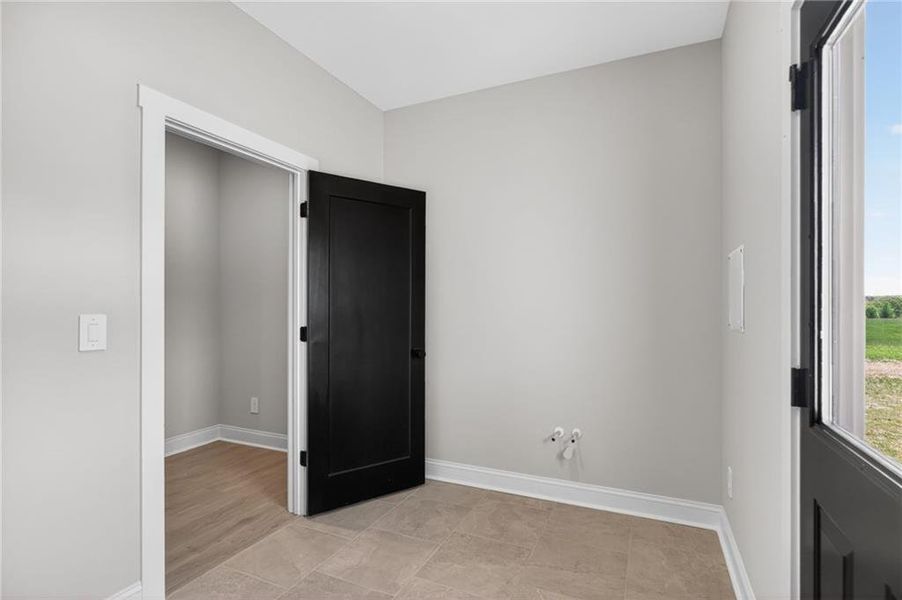 Spacious, unfurnished interior of a new home in The Meadows at Lake Circle, Buchanan (Image 25).