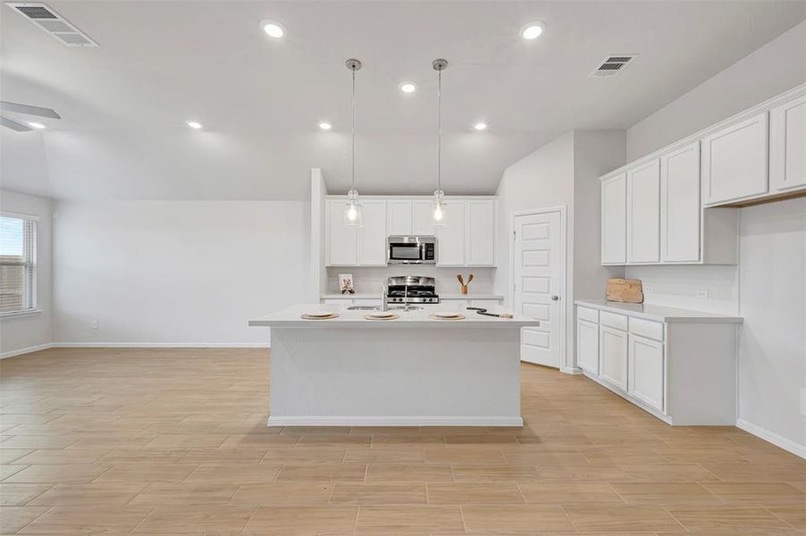 Furnished interior view inside a new home in Mobberly Farms, Pilot Point (Image 8).