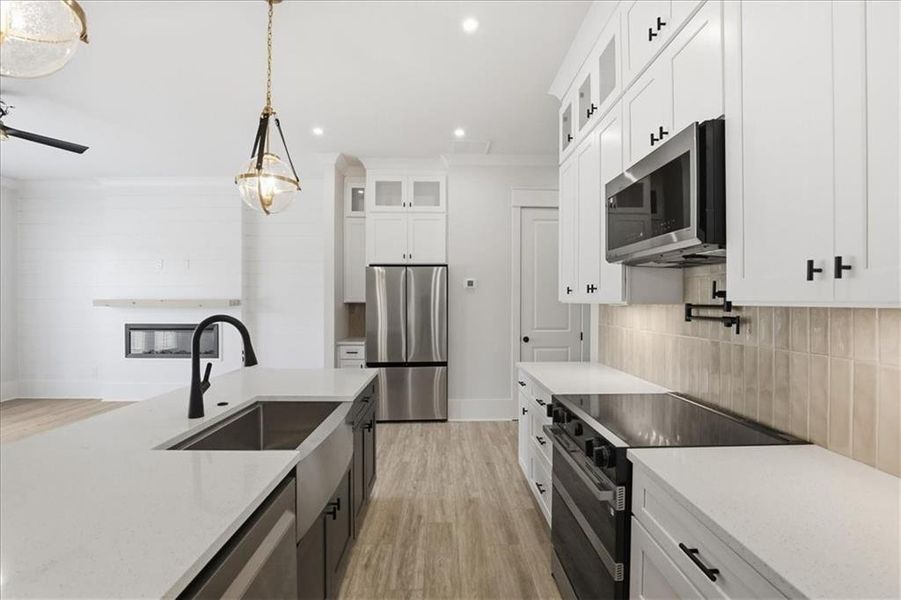 Furnished interior view inside a new home in , Braselton (Image 6).