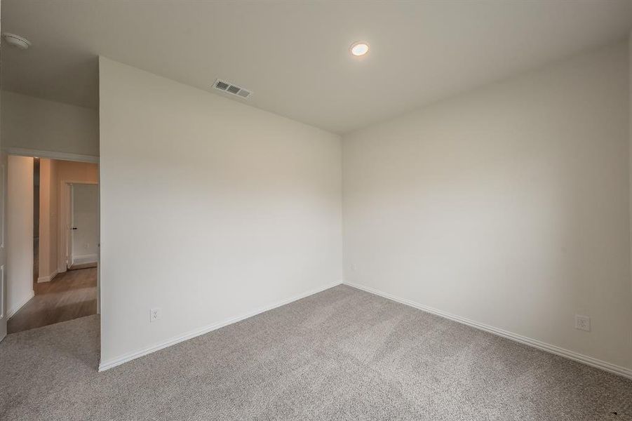 Spacious, unfurnished interior of a new home in Courtland Place, Cleburne (Image 34). Spacious, unfurnished interior of a new home in Courtland Place, Cleburne (Image 34).