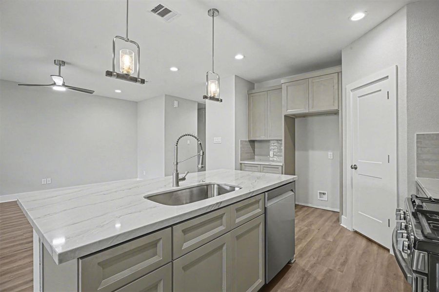 Furnished interior view inside a new home in , Dickinson (Image 7).
