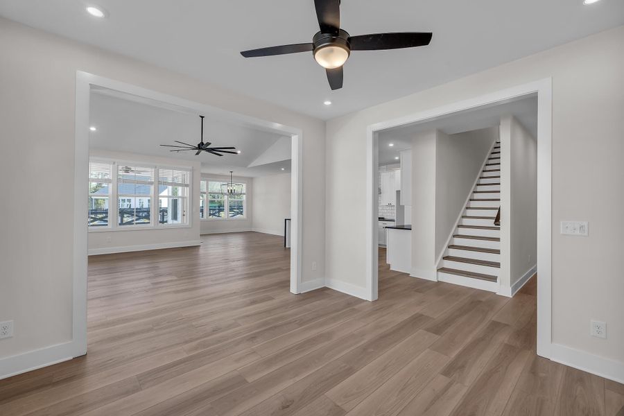 Spacious, unfurnished interior of a new home in Social Circle, Chattanooga (Image 11). Spacious, unfurnished interior of a new home in Social Circle, Chattanooga (Image 11).