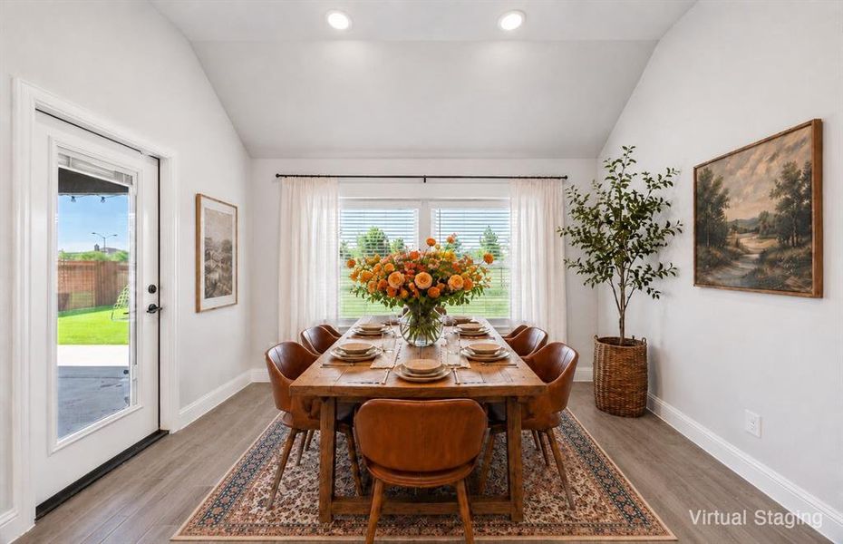 Furnished interior view inside a new home in , Waxahachie (Image 10).