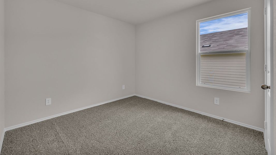 Spacious, unfurnished interior of a new home in Swenson Heights, Seguin (Image 13).