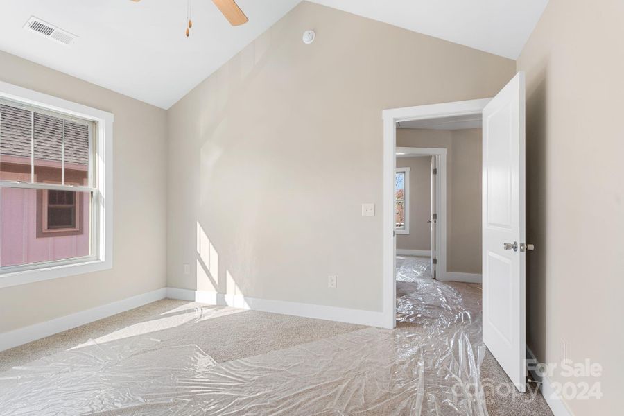 Spacious, unfurnished interior of a new home in , Weaverville (Image 19).