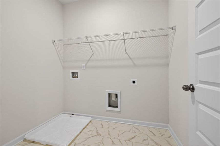 Spacious, unfurnished interior of a new home in Townes At The Stiles, Cartersville (Image 27).