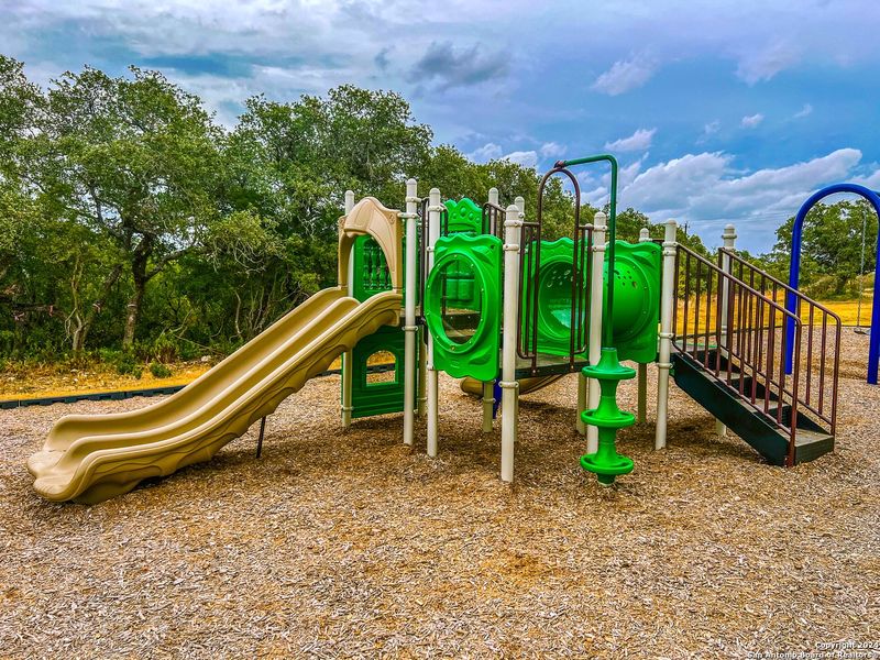 Community amenities in Hunters Ranch, San Antonio (Image 36). Community amenities in Hunters Ranch, San Antonio (Image 36).