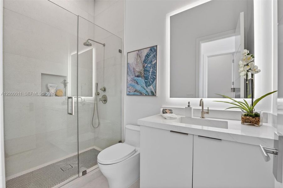 Furnished interior view inside a new home in , Fort Lauderdale (Image 42).