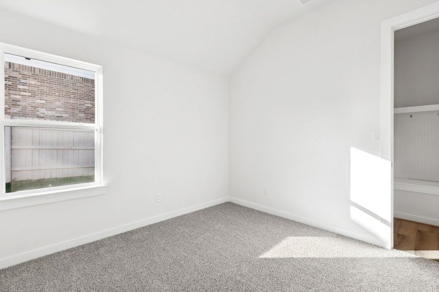 Spacious, unfurnished interior of a new home in The Colony, Bastrop (Image 31).