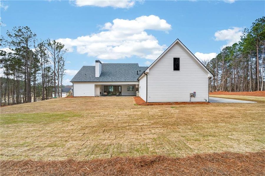 Exterior details and patio area of a home in , White Plains (Image 33).