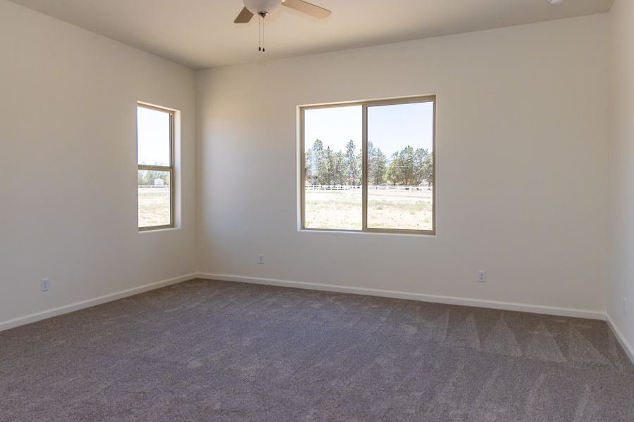 Spacious, unfurnished interior of a new home in Heritage Pointe, Chino Valley (Image 27). Spacious, unfurnished interior of a new home in Heritage Pointe, Chino Valley (Image 27).