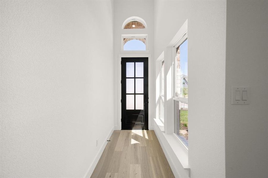 Spacious, unfurnished interior of a new home in Westside Preserve, Midlothian (Image 16).