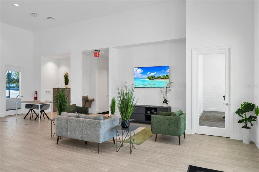 Community amenities in , Davenport (Image 35).