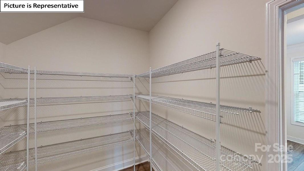 Spacious, unfurnished interior of a new home in Sylvan Creek, Denver (Image 16).