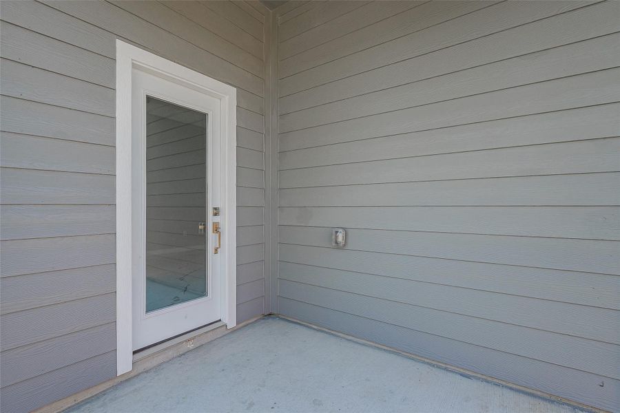 Exterior details and patio area of a home in , Houston (Image 31).